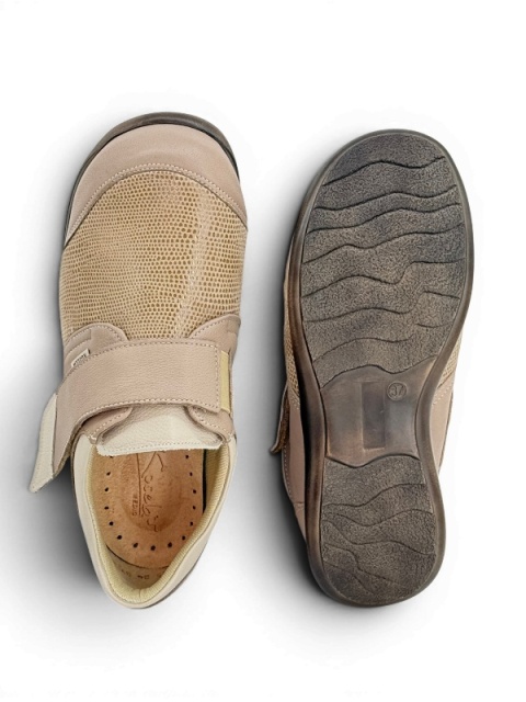 Buty damskie na opuchnięte nogi