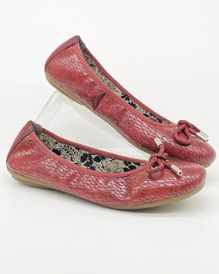 Damskie baletki Rieker 41481-35 czerwone, miękkie i elastyvczne baleriny