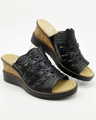 V35A8-00 Rieker skórzane klapki damskie na koturnie