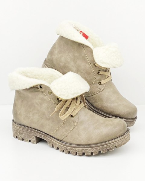 Jasne buty na zimę