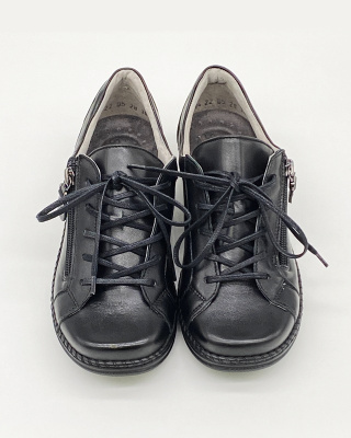 Obuwie Axel 1814 czarne, szerokie damskie półbuty, regulowana tęgość H-J, boczny zamek