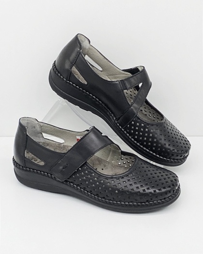 Szerokie buty Axel 1879 czarne, ażurowe, na rzepy, zakres tęgości H-J-K