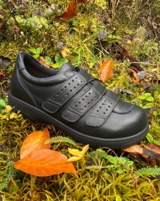 Podowell AQUITANE czarne buty na bardzo szerokie i tęgie stopy, tęgość M-N-W