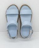 błękitne sandały