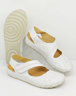 szerokie białe sandały damskie