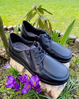 AXEL 1775 czarne damskie póbuty Kosela , skóra ze streczem, tęgość K