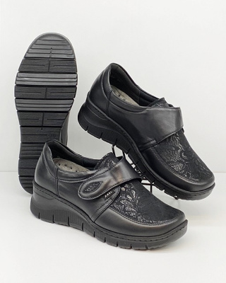 Buty Axel 1794 czarne półbuty damskie, strecz, regulowana tęgość H-K