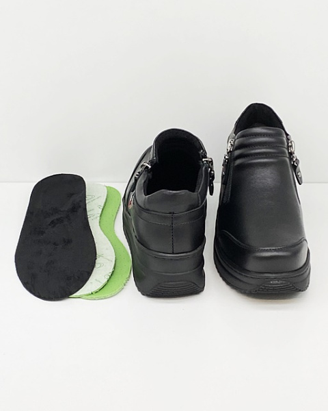 damskie szerokie półbuty